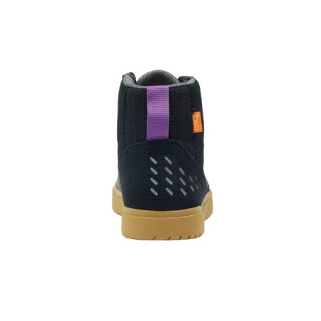 Araxi Boots